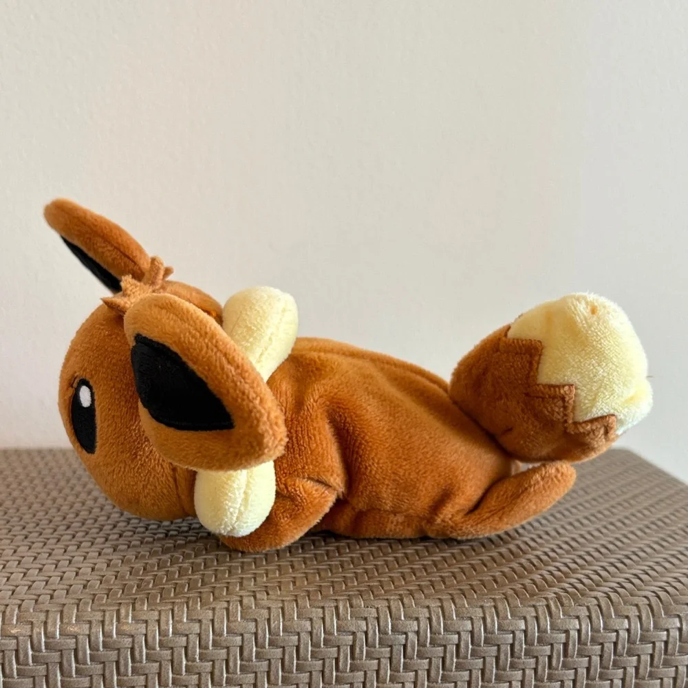 4-Pc Pokemon Eevee Plush Toys and Nanoblock Set - Picture 8 of 14